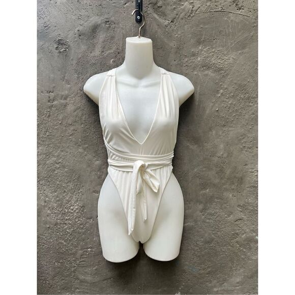 NUDE SWIM DEEP PLUNGE SELF TIE ONE PIECE IVORY CREAM SWIMSUIT NWOT LARGE - Picture 5 of 15